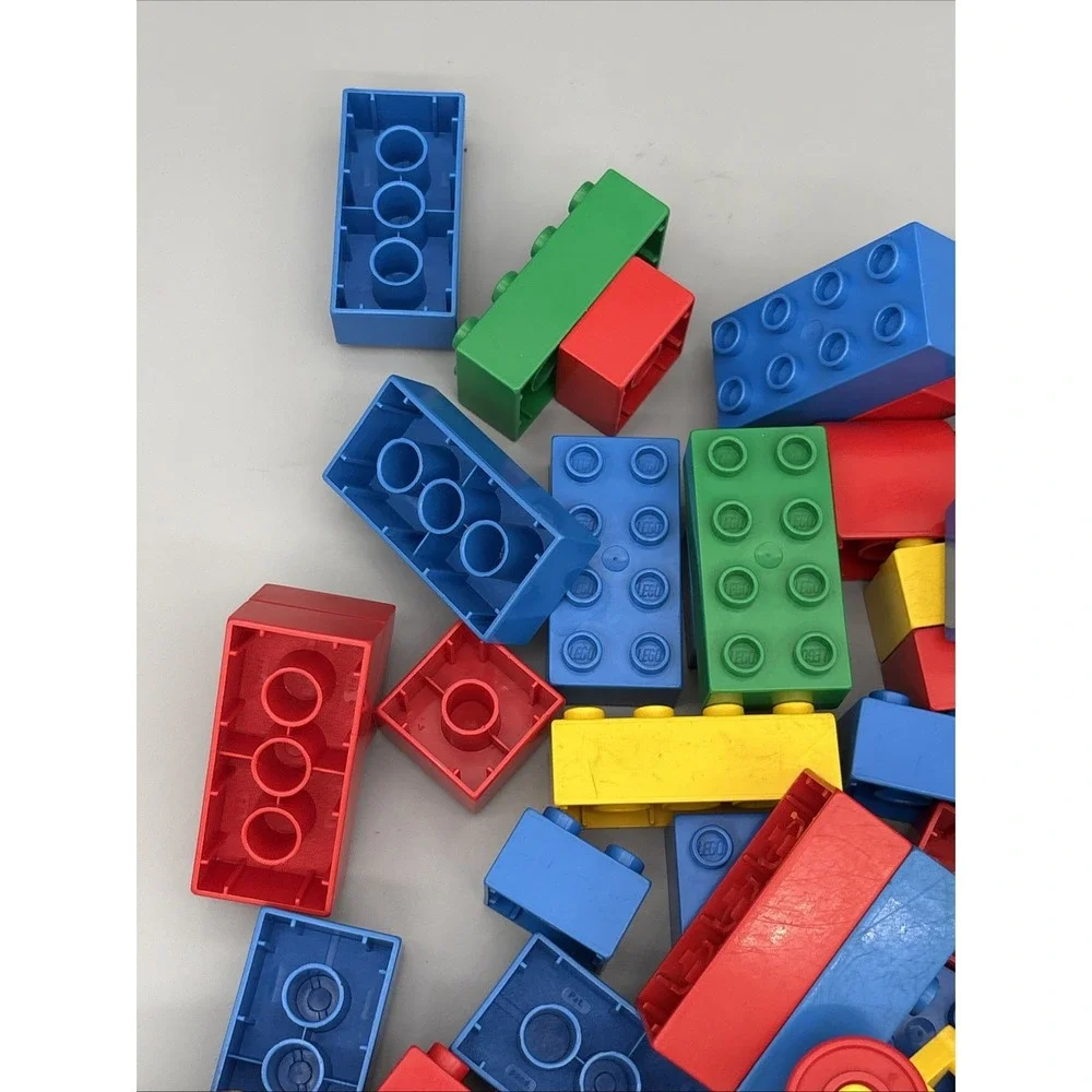 vintage‎ Lego Duplo Lot 61 Pcs Red Yellow Blue Green Blocks Wheels Misc
